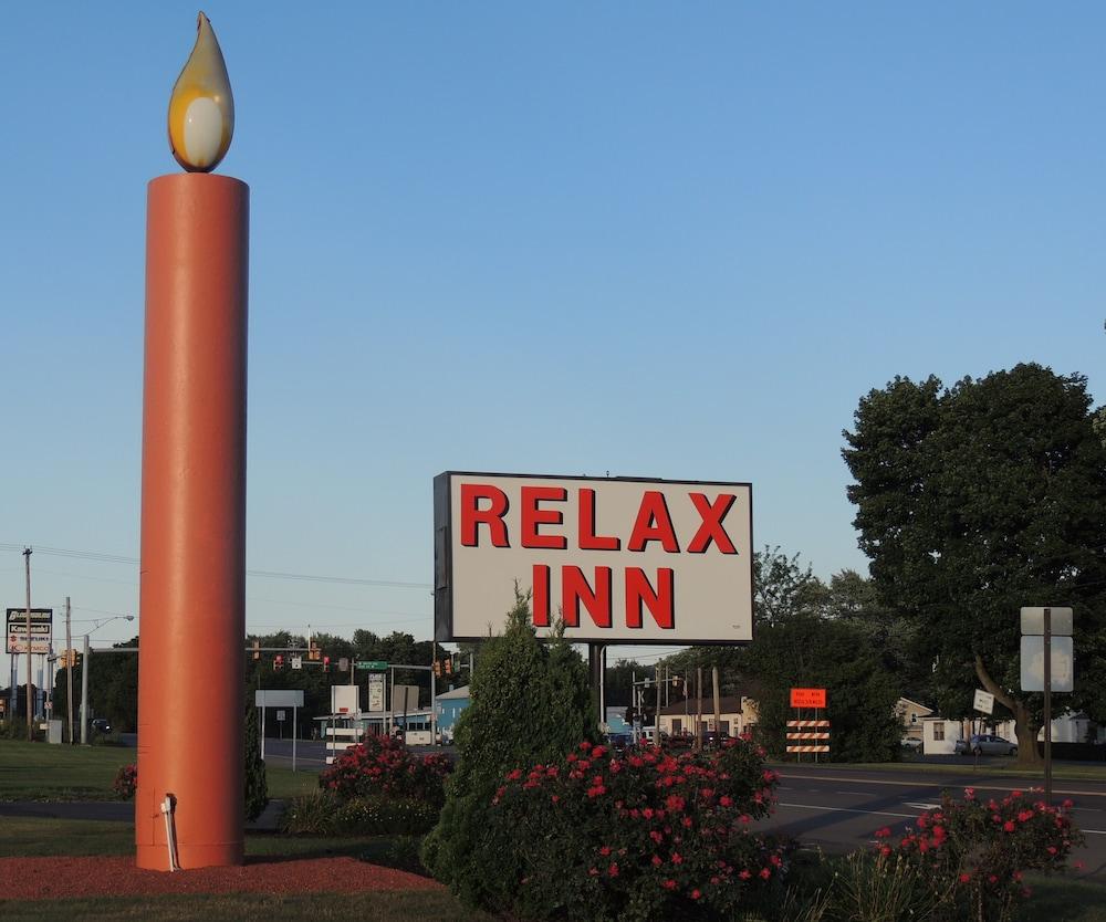 Relax Inn Bloomsburg - Exterior