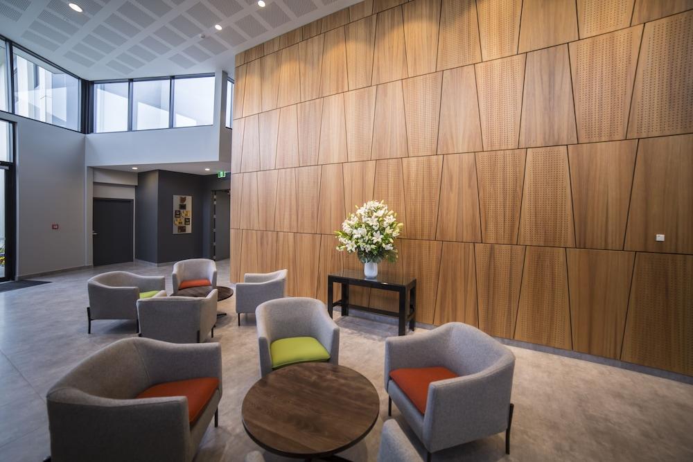 Sudima Christchurch Airport - Lobby Sitting Area