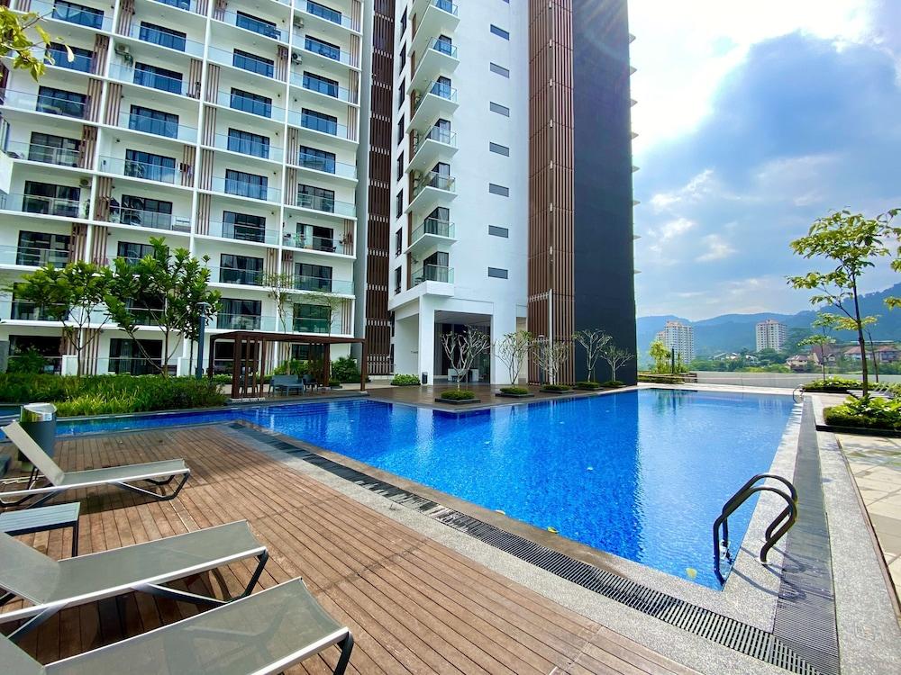 DW Little Home at Midhills Genting - Outdoor Pool