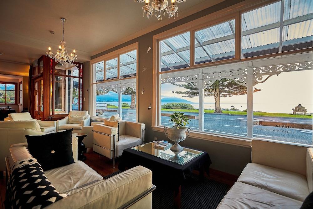 Kaikoura Boutique Hotel - Featured Image