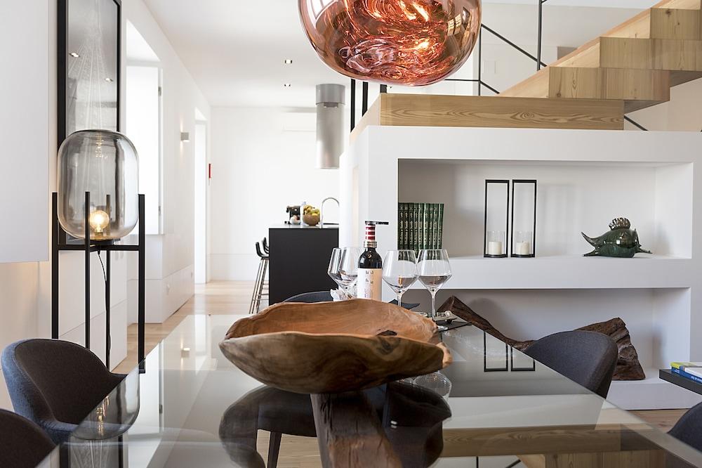 FLORA Chiado Apartments - Featured Image