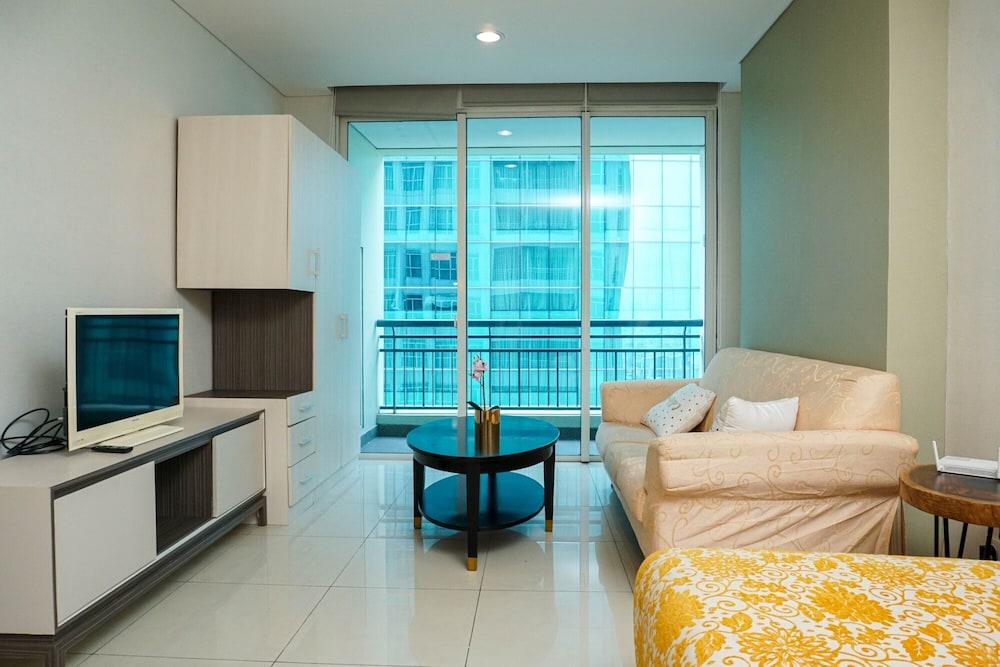 2BR Apartment at Central Park Residence near Mall - Interior