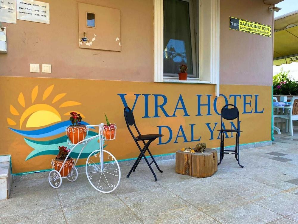 Vira Hotel Dalyan - Lobby Sitting Area