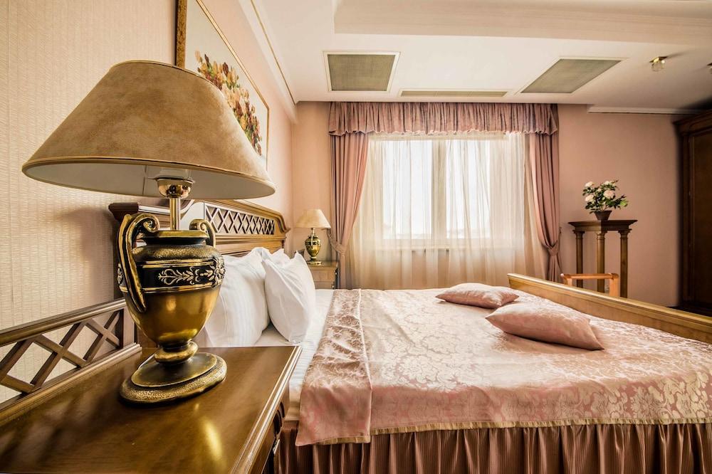 Hotel Minsk - Room
