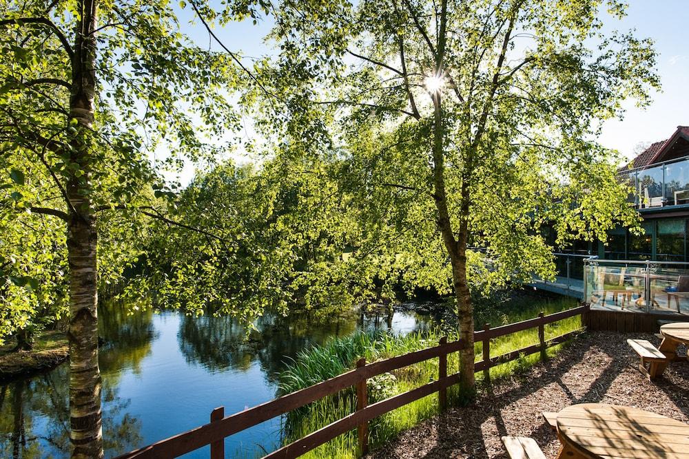Chevin Country Park Hotel & Spa - Property Grounds