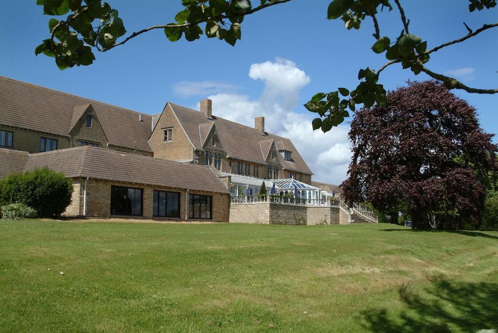 Cricklade House Hotel, Sure Hotel Collection by Best Western - Featured Image