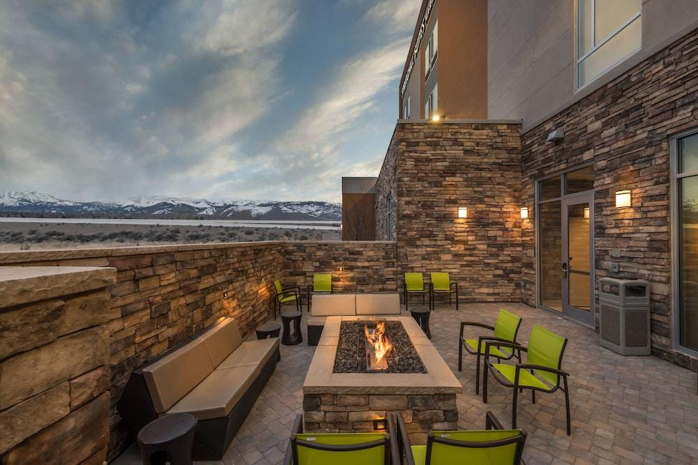 SpringHill Suites by Marriott Reno - Exterior