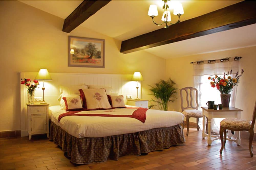 Bastide Avellanne - Guestroom