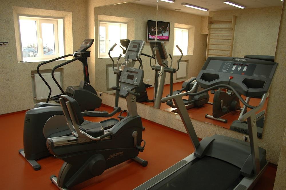 Aurora Premier Hotel - Fitness Facility