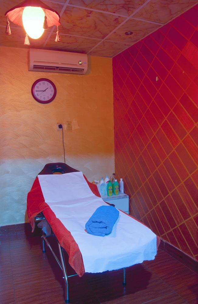 Al Farhan Suites Al Jubail Al Balad - Treatment Room