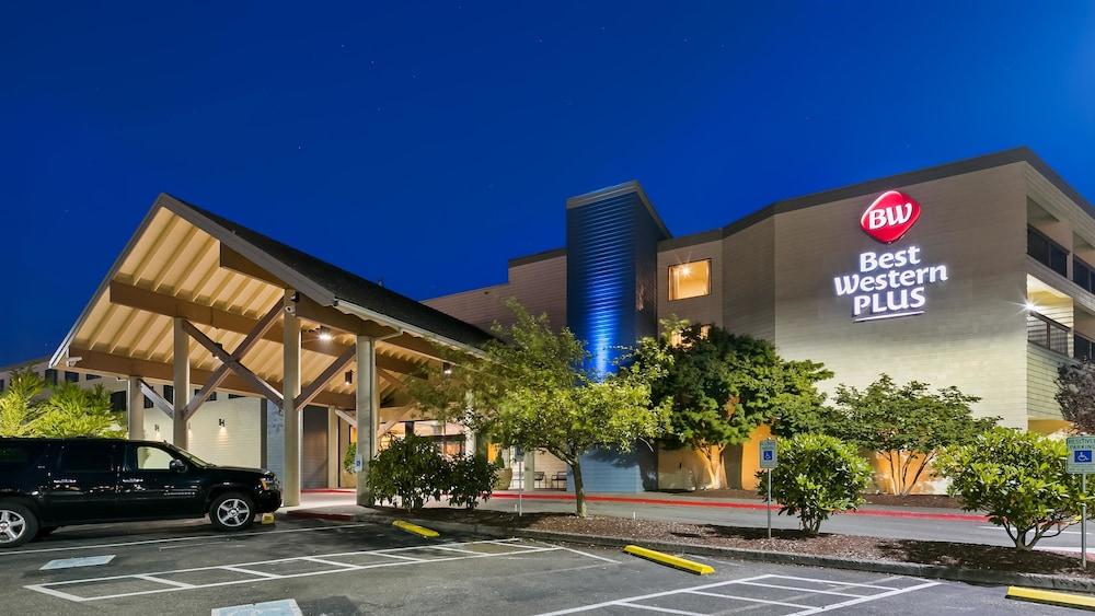 Best Western Plus Silverdale Beach Hotel - Featured Image