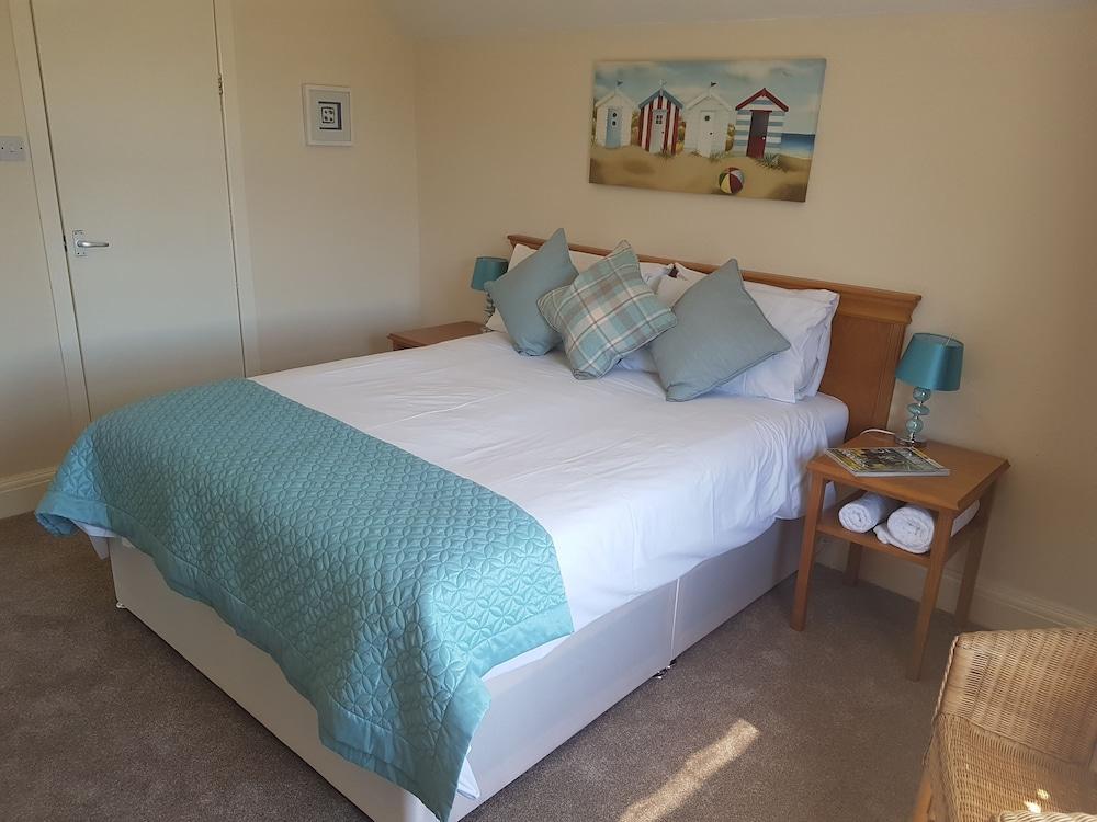 The Sea Croft Bed Breakfast & Bar St Annes - Room