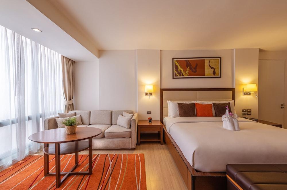 فندق أوكوود ريزيدانس، الواقع في سوكومفيت 24، بانكوك - Featured Image