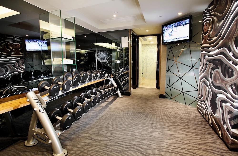 The Luxe Manor - Fitness Facility