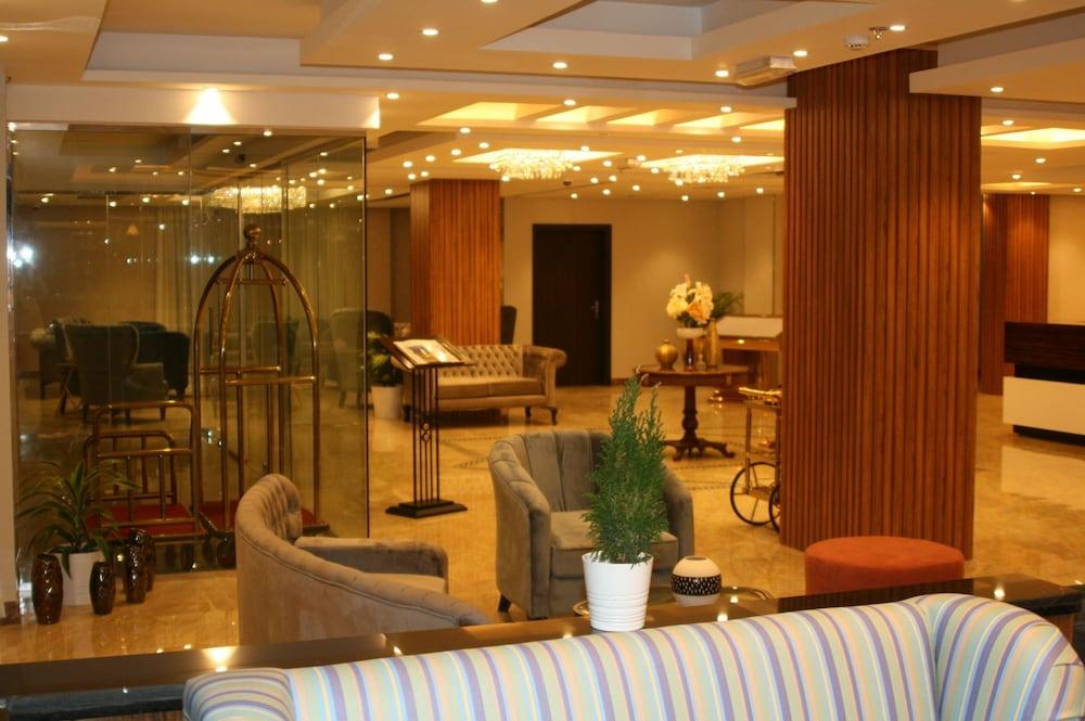 The Secure Inn Hotel - Lobby