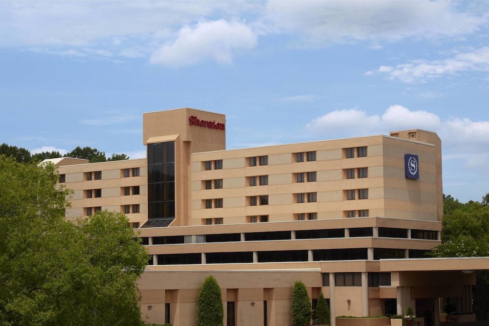 Sheraton Charlotte Airport Hotel - Featured Image
