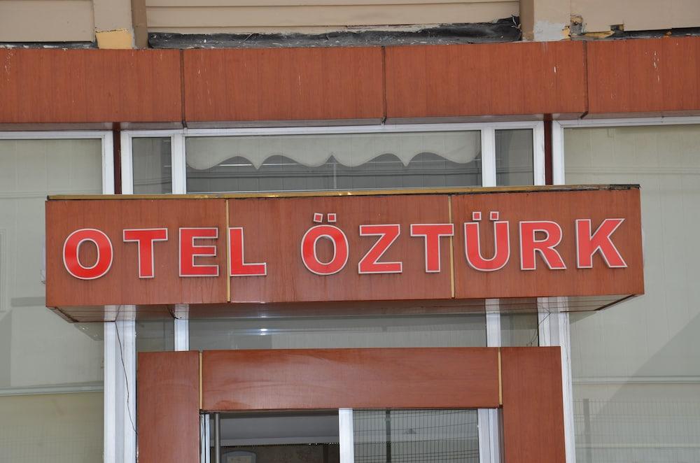 Ozturk Hotel - Exterior detail