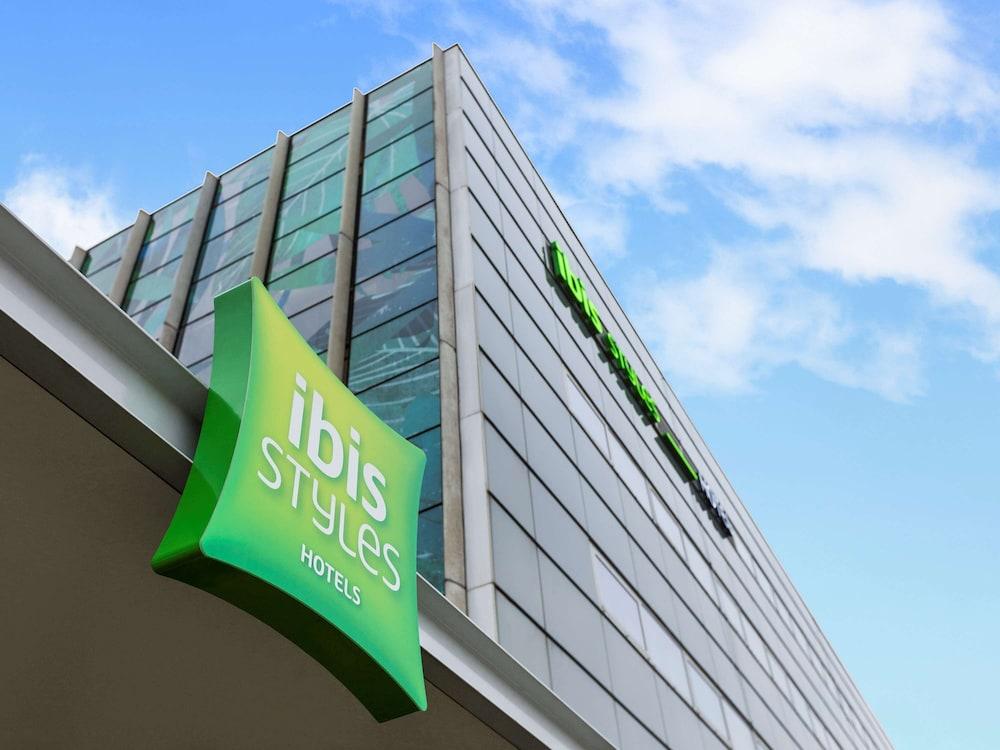 ibis Styles Amsterdam Airport - Featured Image
