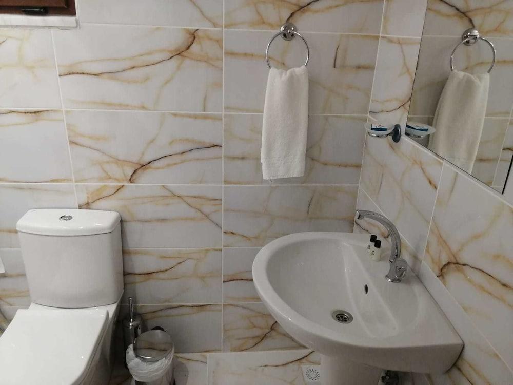 Beyaz Ev Butik Otel Masukiye - Bathroom