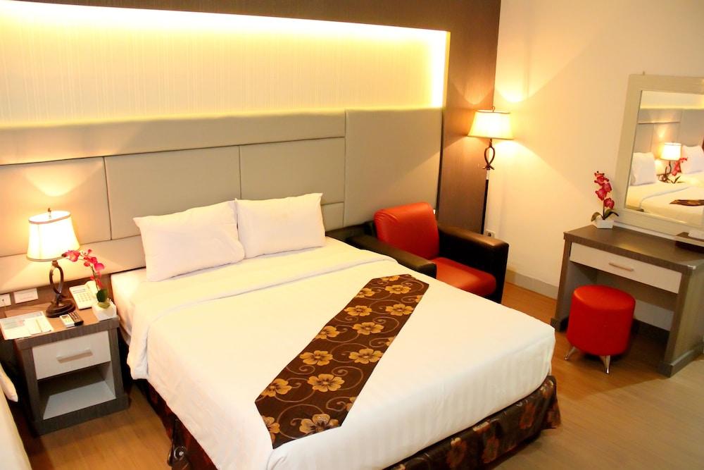 Hotel Permata Hati - Featured Image