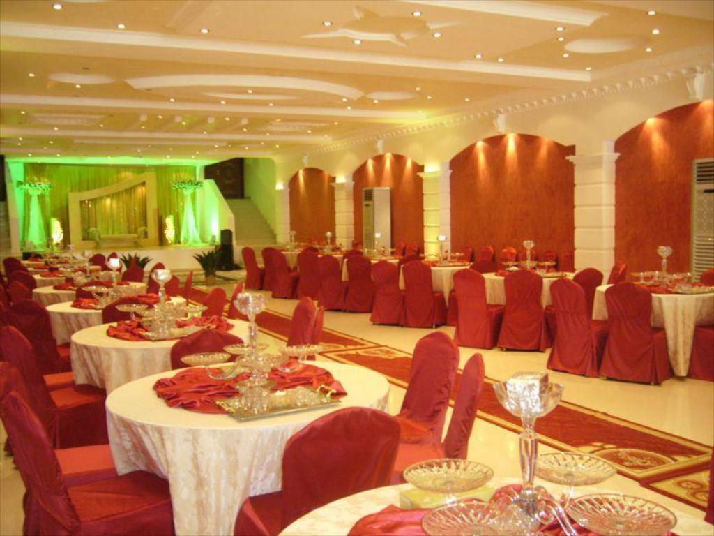 Al Buhaira Resort - sample desc