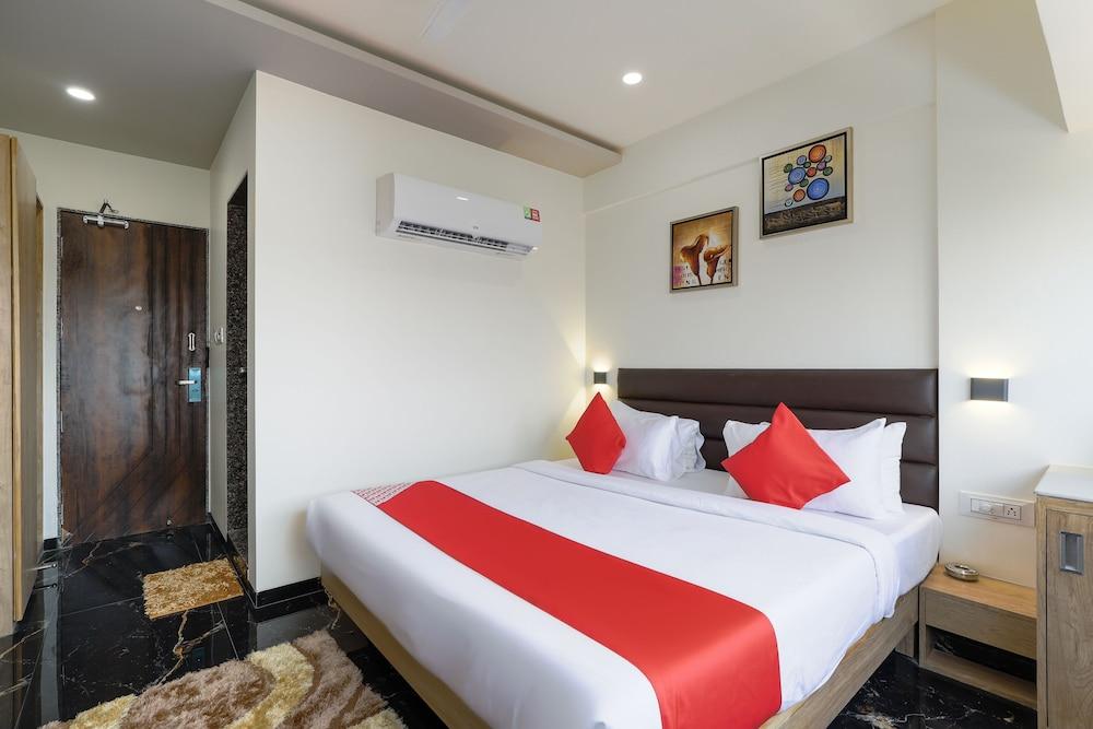 OYO Townhouse 549 Hotel Pearl - Room