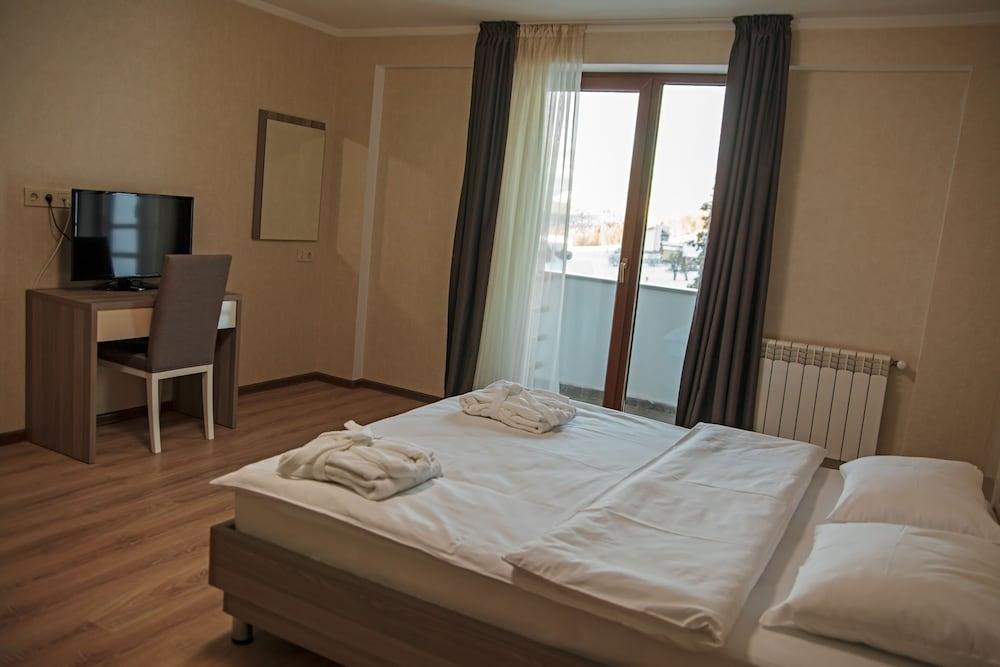 Orbi Palace Hotel & Suites - Room