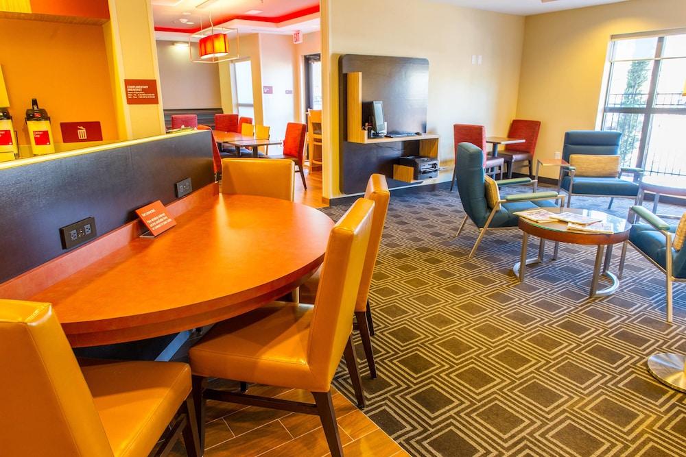 Towneplace Suites Columbia Northwest/Harbison - Lobby