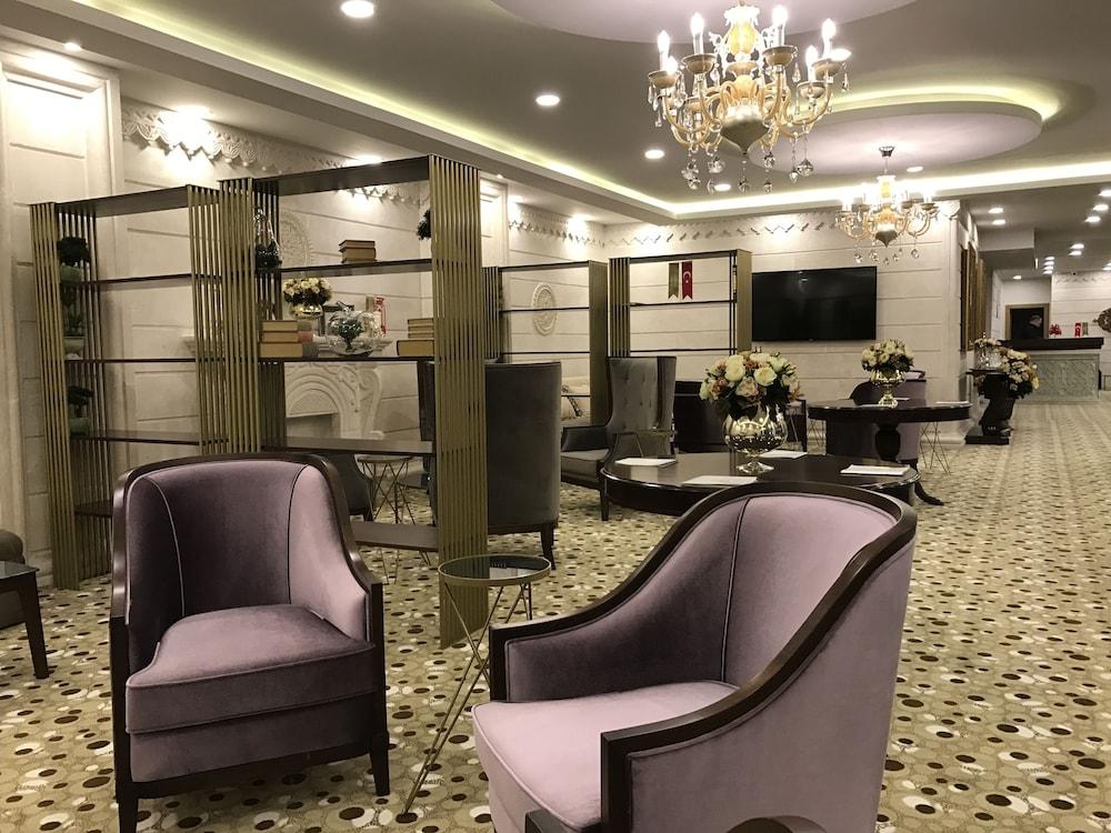 Sayeban Resort & Spa Hotel - Lobby Sitting Area