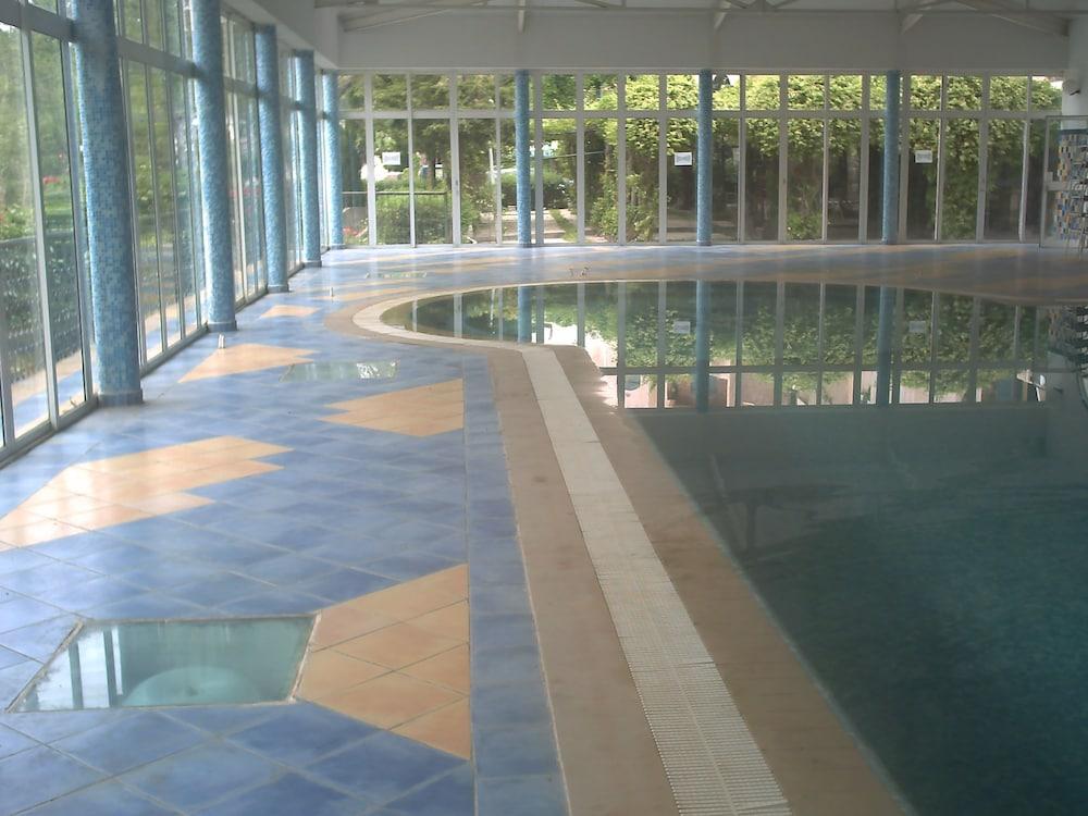 فندق رويال ريحانا - Indoor Pool