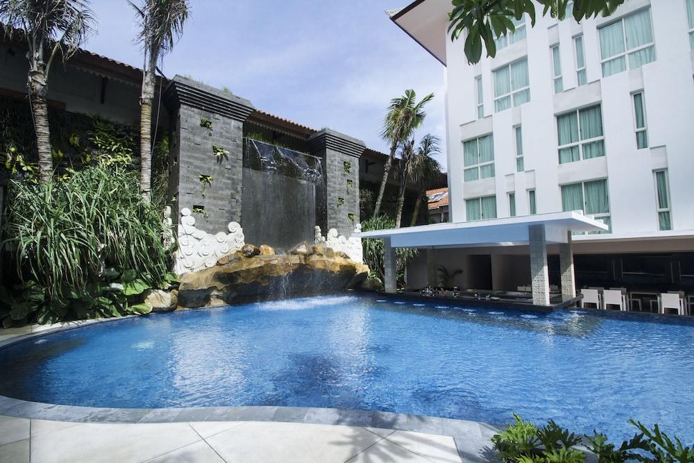 Bintang Kuta Hotel - Featured Image