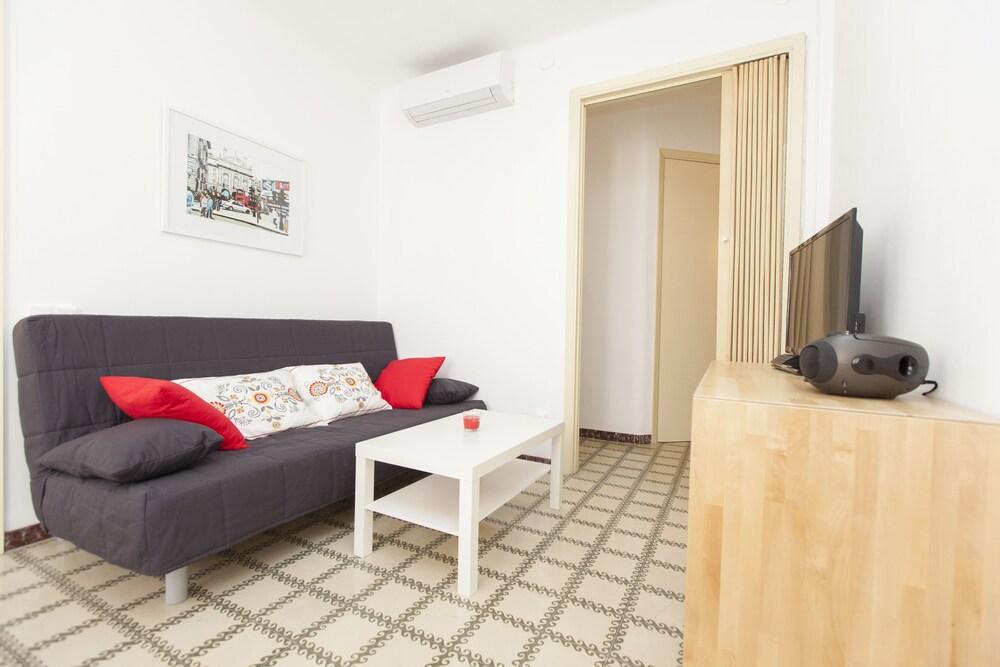 Stay Barcelona Apartments Plaza España - Living Area
