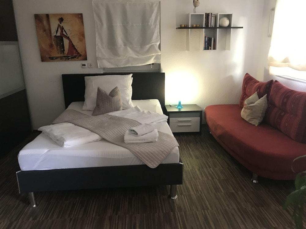 Schön Apartments - Room