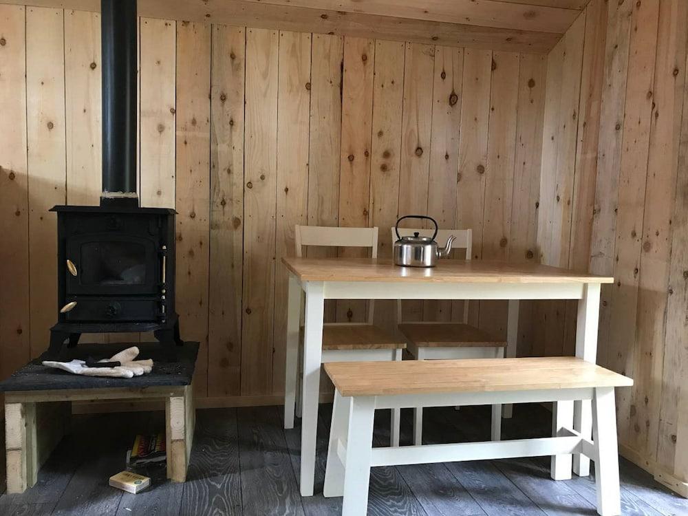 Wildwoodz Cabins - Room