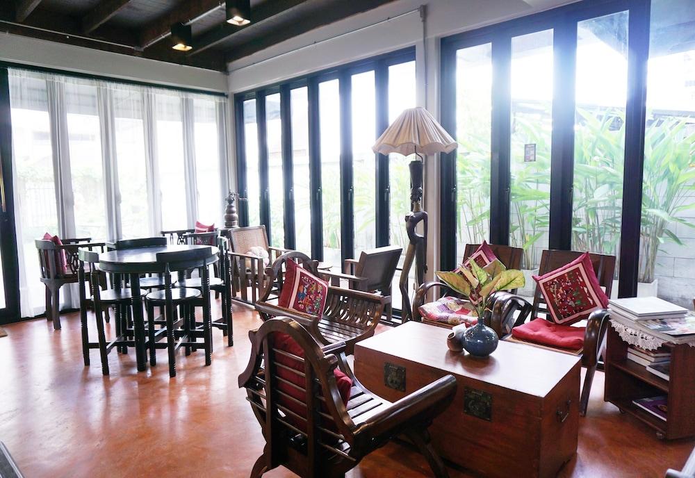 Baan Ongkharak Bed & Breakfast - Adults Only - Featured Image