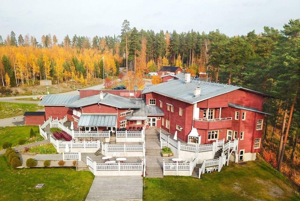 Villa Gladtjärn - Featured Image