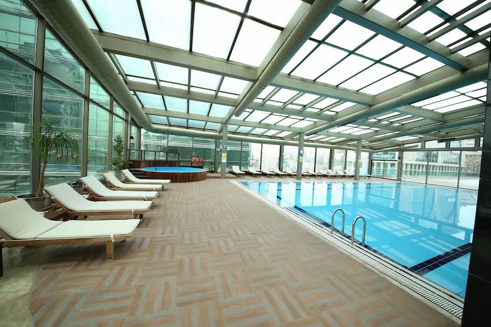 Grand Ankara Hotel & Convention Center - Indoor Pool