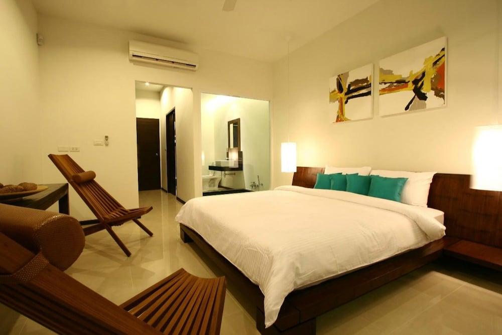 Two Villas Holiday Oxygen Style Bangtao Beach - Room