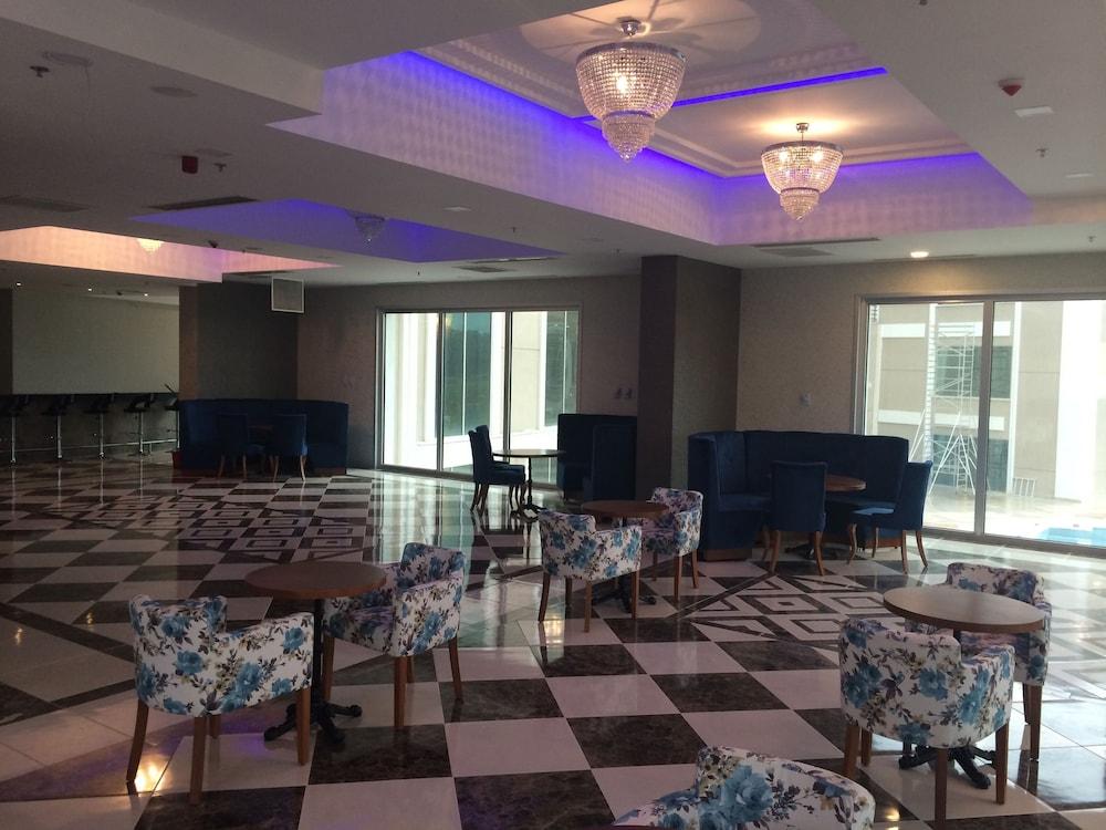 Elite Hotel Darica - Lobby Lounge
