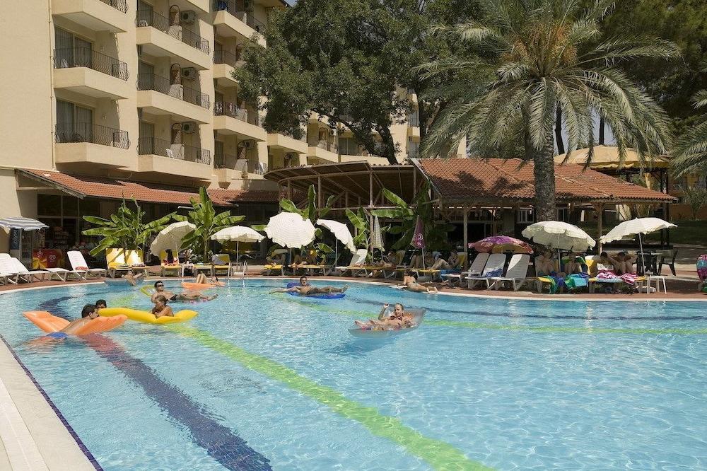 Palm Dor Hotel - Outdoor Pool