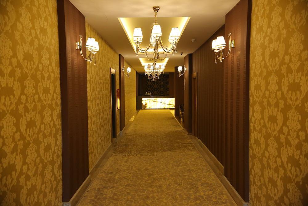 Taht Palace Hotel - Interior