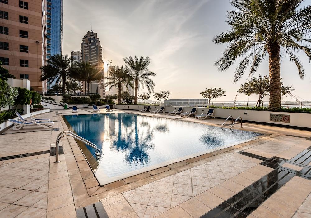 Peaks Apartments Dubai Marina - Featured Image