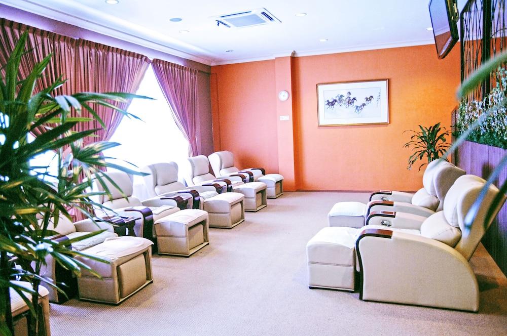 Nilai Springs Resort Hotel - Massage