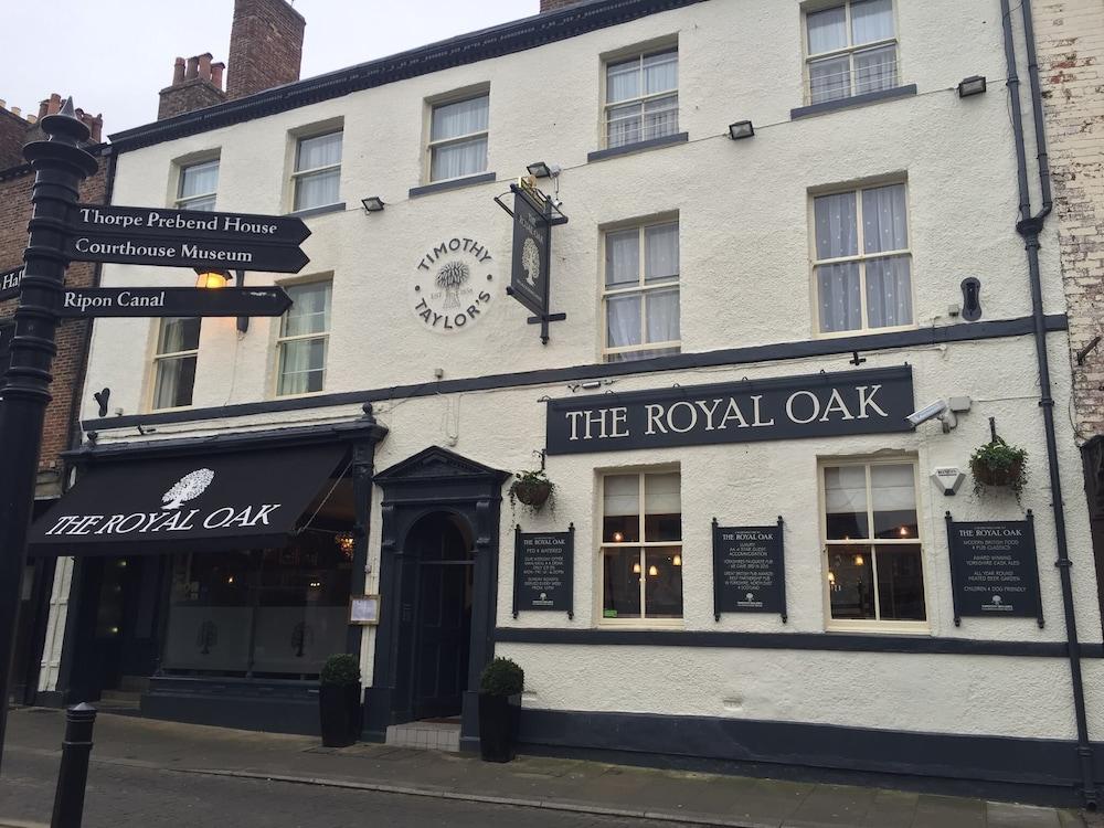 The Royal Oak - Featured Image