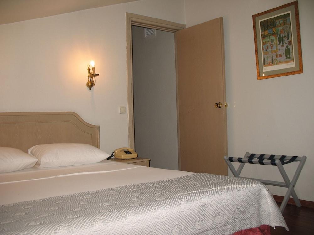 Febor Park Hotel - Room