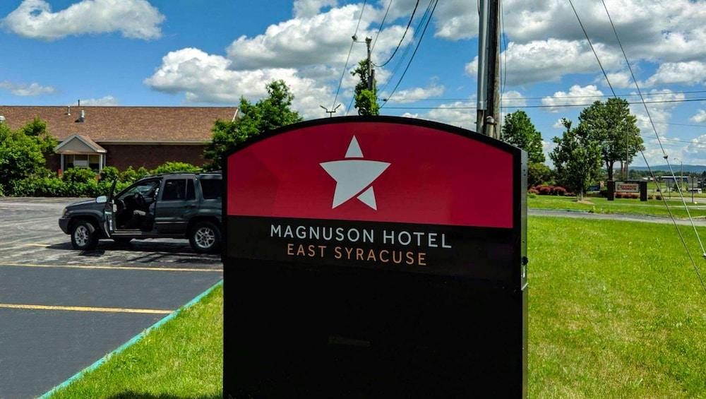 Magnuson Hotel East Syracuse - Exterior