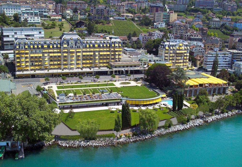 Fairmont Le Montreux Palace - Exterior