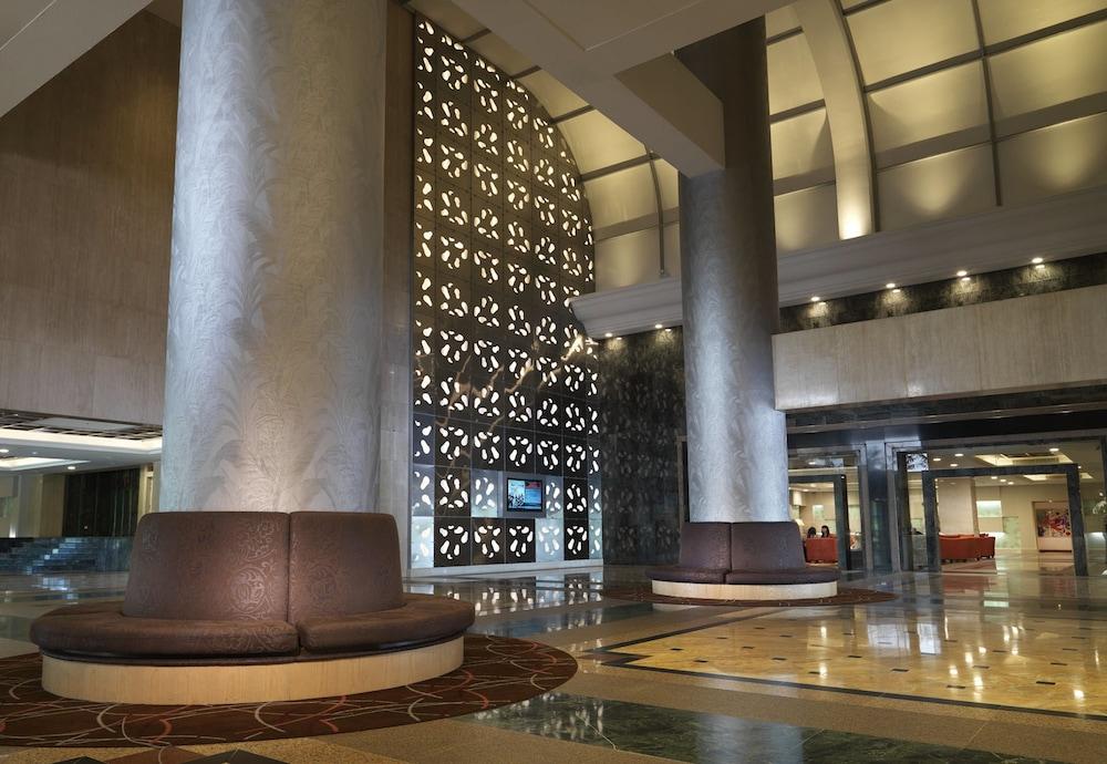 Holiday Villa Hotel & Conference Centre Subang - Lobby