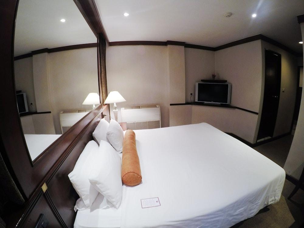 City Lodge Bangkok - Room