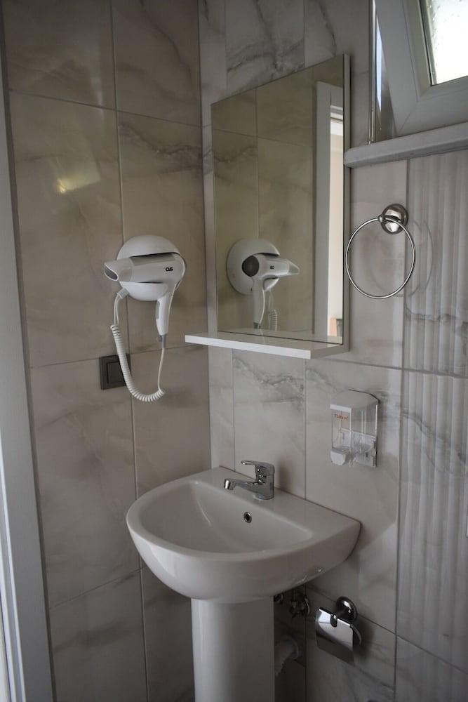 Lavinia Butik Otel - Bathroom